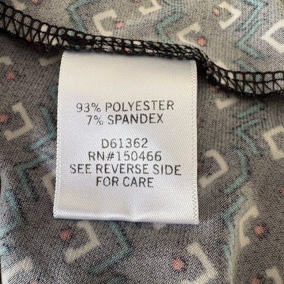 41 Hawthorn Black and White Geometric Midi Dress - Picture 6 of 6